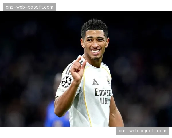 实时：贝林厄姆伤退，皇马被迫在半场进行换人调整