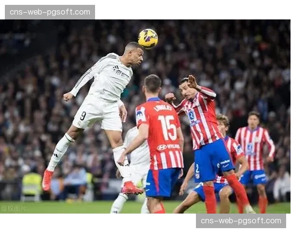 纳赛尔抵达马德里，与皇马高层进行非正式会面